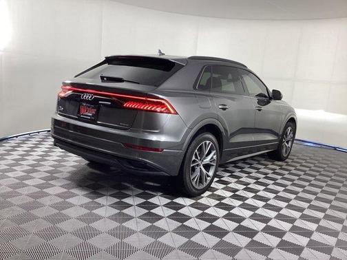 2020 Audi Q8 Premium