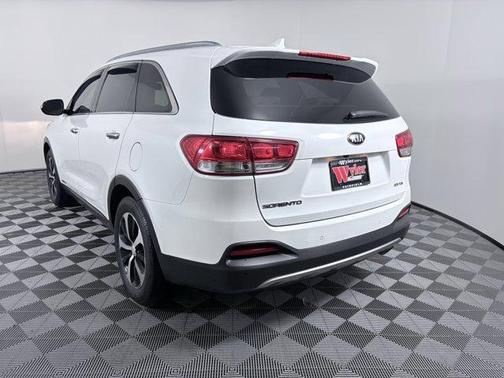 2018 Kia Sorento EX
