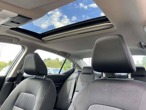 Storm Blue Metallic 2019 Nissan Altima 2.5 SV