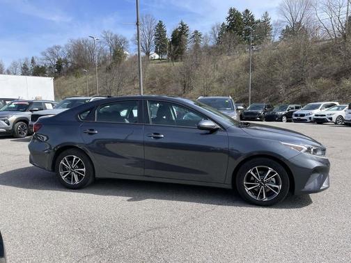 Gravity Gray 2023 Kia Forte LXS