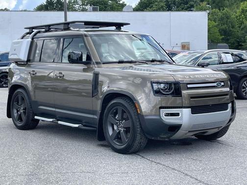 Pangea Green Metallic 2020 Land Rover Defender 110 HSE