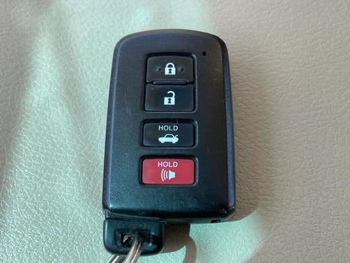 2016 Toyota Camry XLE