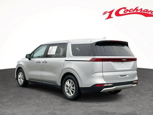 2023 Kia Carnival LX