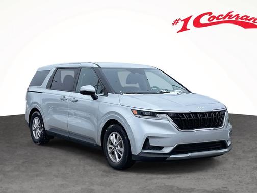 2023 Kia Carnival LX