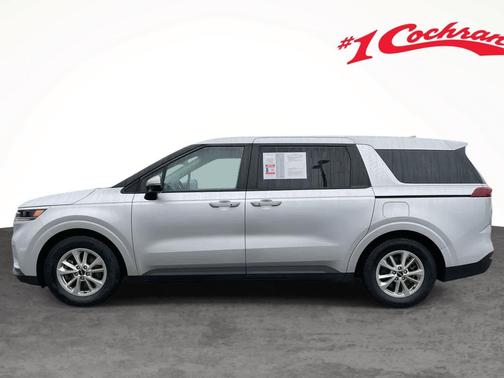 2023 Kia Carnival LX