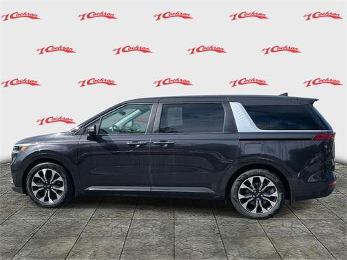 2024 Kia Carnival EX