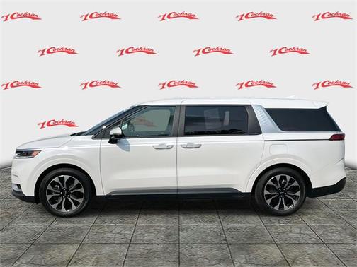 2023 Kia Carnival EX
