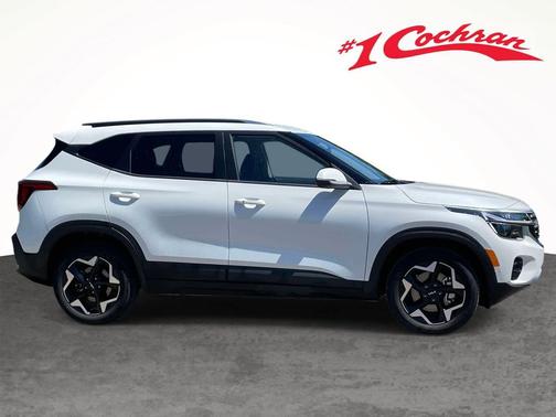 Snow White Pearl 2026 Kia Seltos S