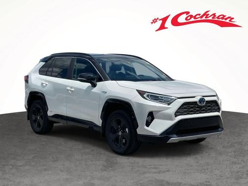 Blizzard Pearl/Midnight Black Metallic 2021 Toyota RAV4 Hybrid SE