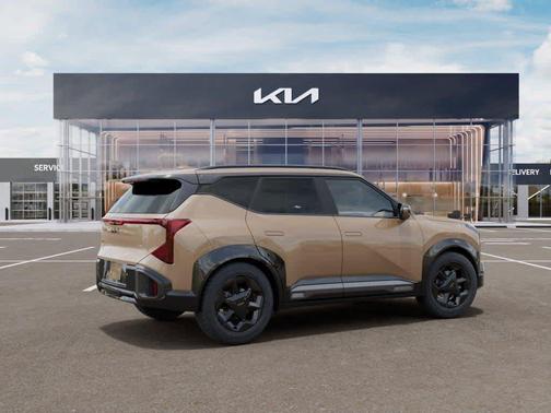 Terrain Brown/Black Roof 2027 Kia Seltos X-Line S