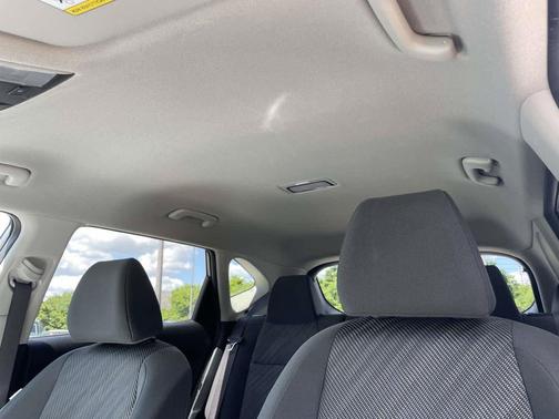Steel Gray 2024 Kia Seltos LX