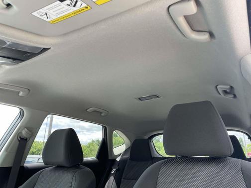 Steel Gray 2024 Kia Seltos LX