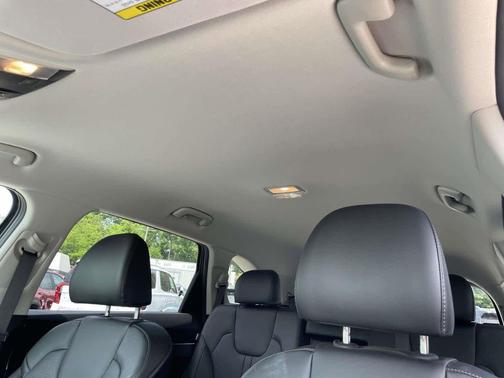 Ebony Black 2025 Kia Sorento S