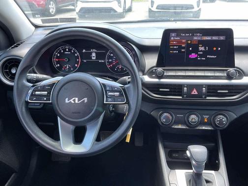 Gravity Gray 2022 Kia Forte LXS