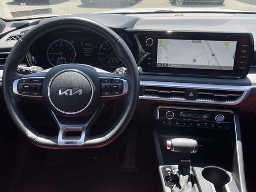 Glacial White Pearl 2023 Kia K5 GT-Line