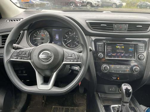 Brilliant Silver Metallic 2020 Nissan Rogue Sport S