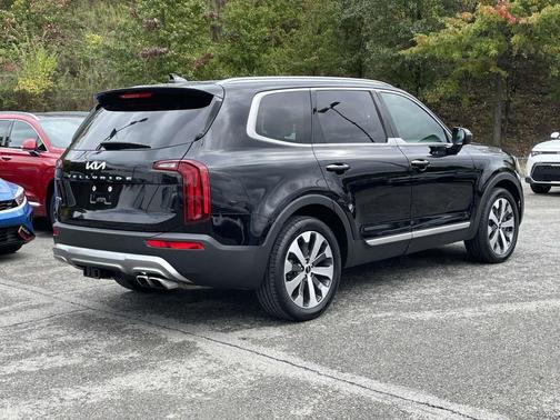 2022 Kia Telluride S