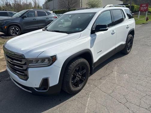 2023 GMC Acadia AWD AT4