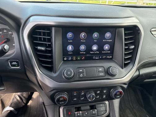 2023 GMC Acadia AWD AT4