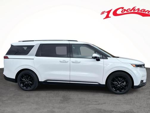 2024 Kia Carnival SX