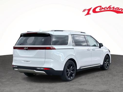 2024 Kia Carnival SX