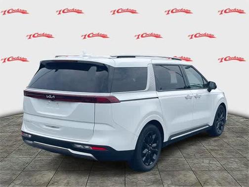 2024 Kia Carnival SX