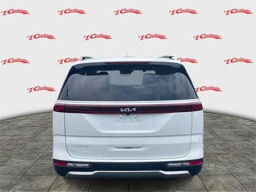 2024 Kia Carnival SX