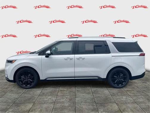 2024 Kia Carnival SX