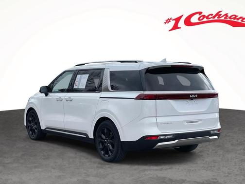 2024 Kia Carnival SX