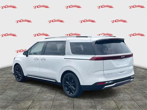 2024 Kia Carnival SX