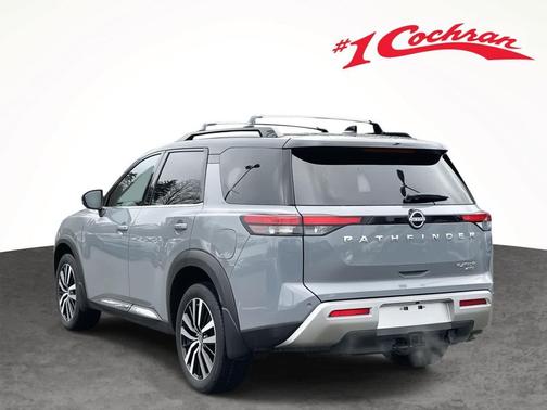 2025 Nissan Pathfinder Platinum 4WD