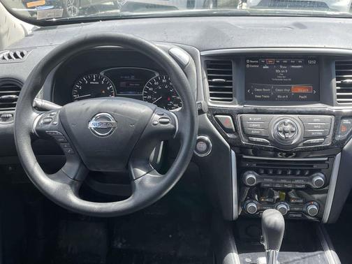 Magnetic Black Pearl 2020 Nissan Pathfinder S 4WD