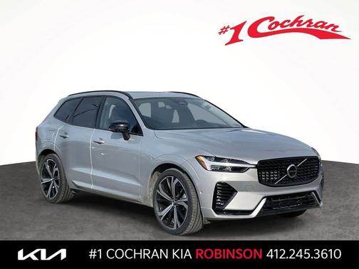 2024 Volvo XC60 Recharge Plug-In Hybrid T8 Ultimate Dark Theme