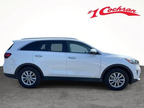 Snow White Pearl 2019 Kia Sorento LX