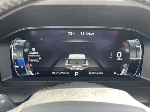 Red Diamond 2022 Mitsubishi Outlander SE 2.5 S-AWC