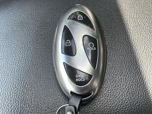 Ecotronic Gray 2024 Hyundai ELANTRA Limited