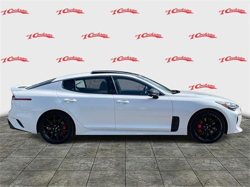 2022 Kia Stinger GT2