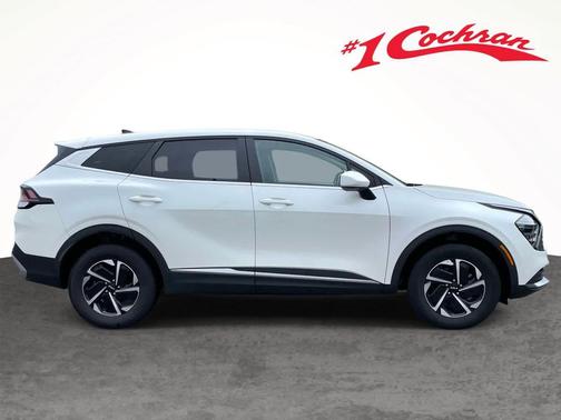 Snow White Pearl 2024 Kia Sportage Hybrid LX