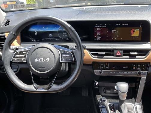 Fusion Black 2024 Kia Seltos SX Turbo