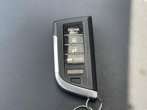 Liquid Carbon Metallic 2022 Acura MDX Advance Package