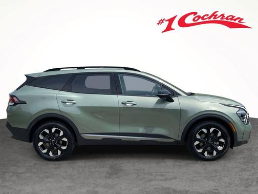 Jungle Green 2024 Kia Sportage X-Line