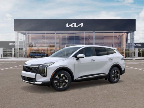 Snow White Pearl 2026 Kia Sportage LX
