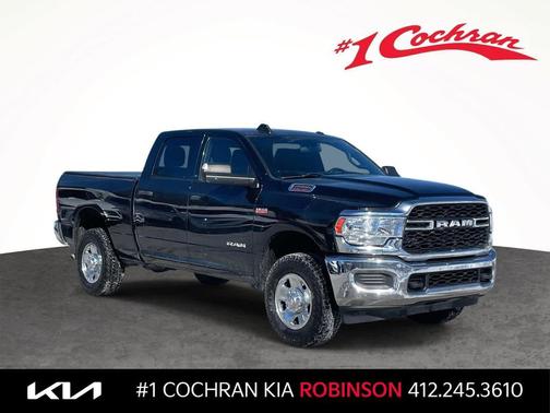 2022 RAM 2500 Tradesman Crew Cab 4x4 6'4' Box