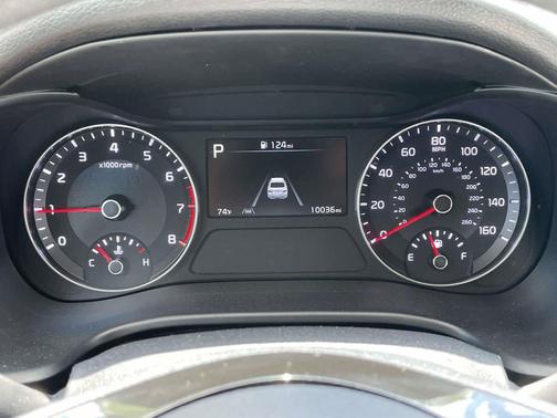 Snow White Pearl 2023 Kia Forte LXS