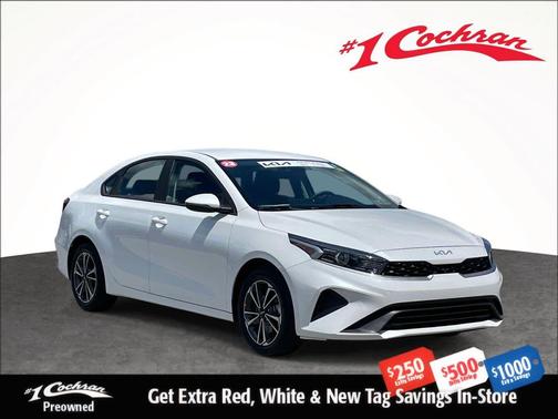 Snow White Pearl 2023 Kia Forte LXS