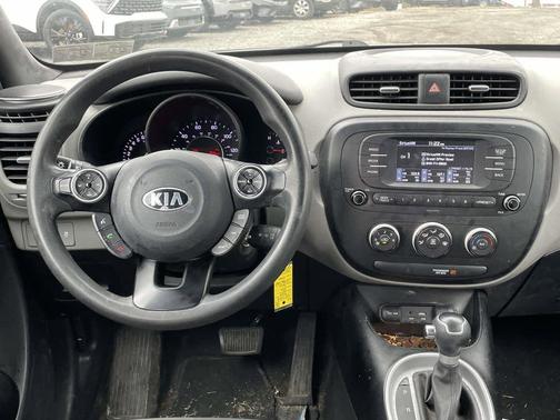 2017 Kia Soul Base