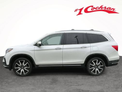 2022 Honda Pilot Touring 8-Passenger