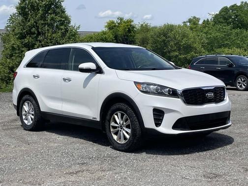 Snow White Pearl 2019 Kia Sorento LX