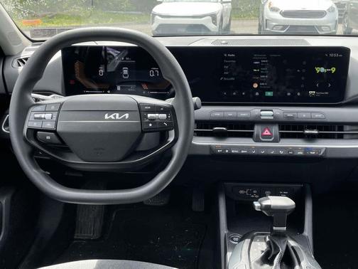 Morning Haze 2025 Kia K4 LXS