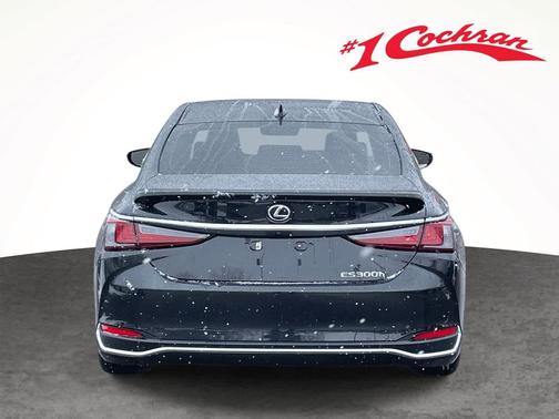 2024 Lexus ES 300h Base